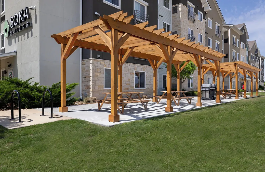 Soka Suites Dallas - Las Colinas-1