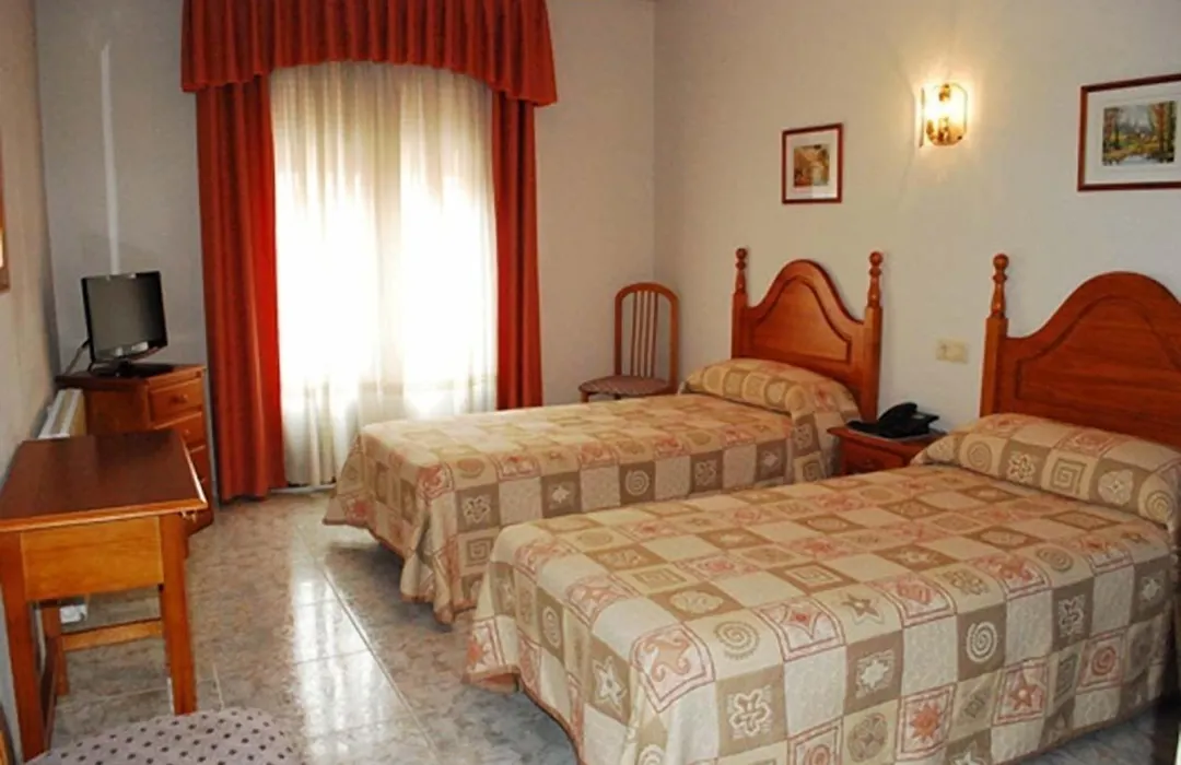 Hostal Universal-1