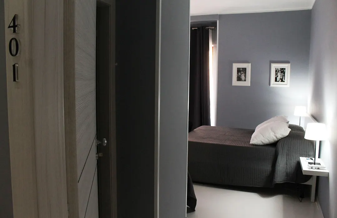 Gardenia Luxury Room-1