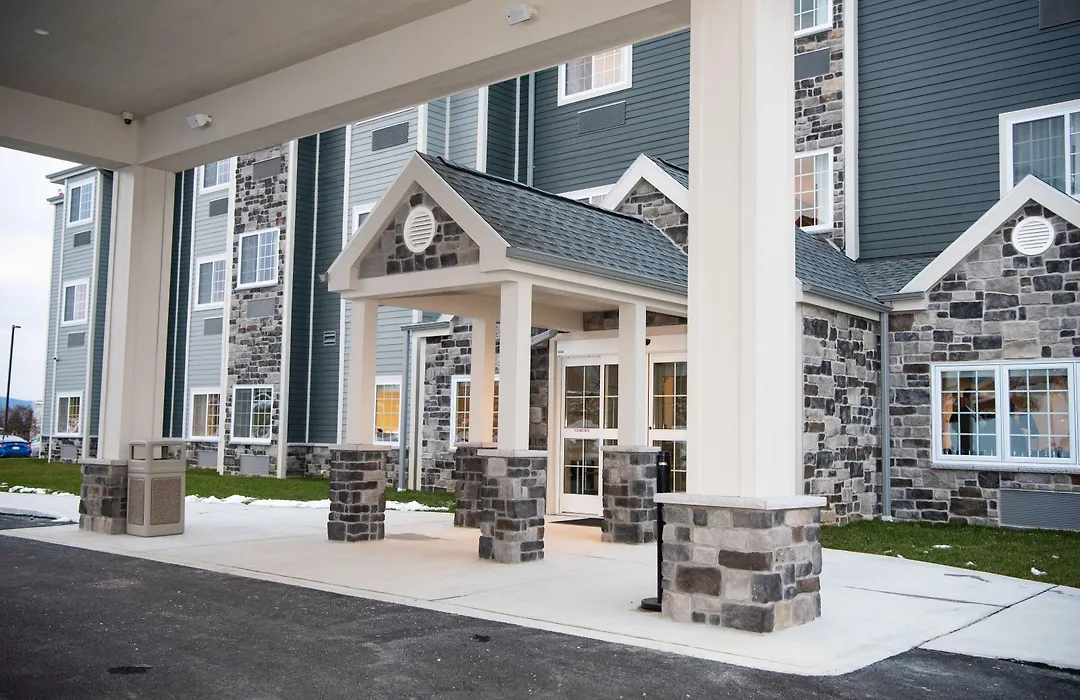 Microtel Inn & Suites By Wyndham Carlisle-1