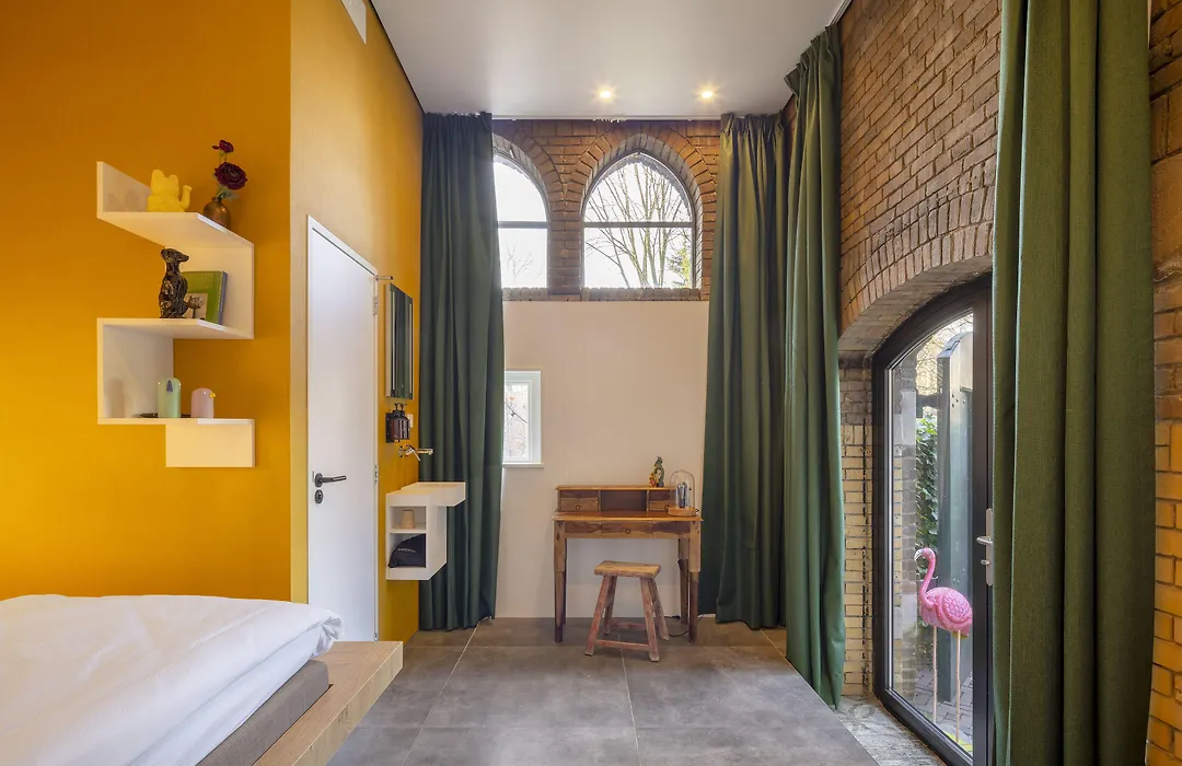 BUNK Hotel Amsterdam-1