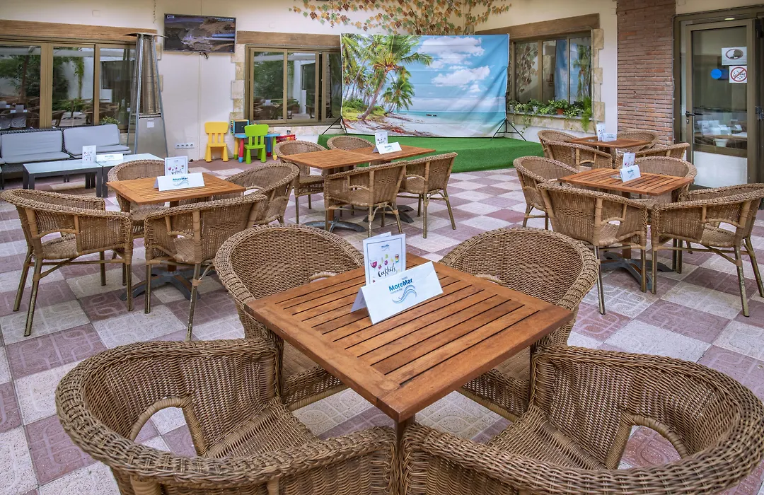 Hotel Moremar-1