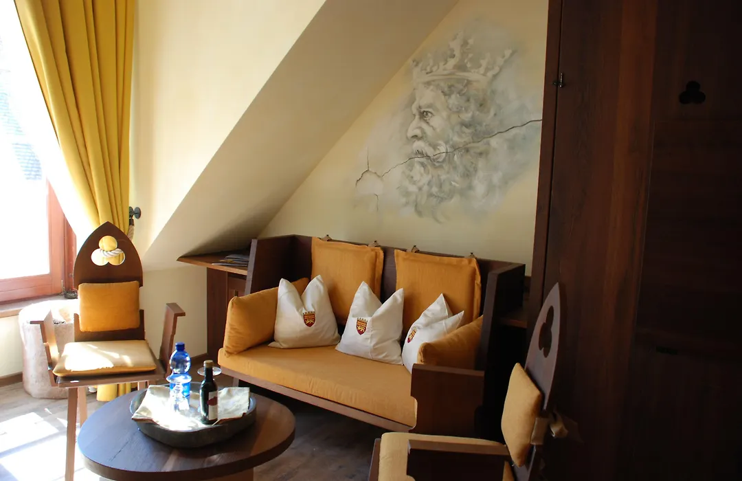Mittelalterhotel-Gästehaus Rauchfang-1