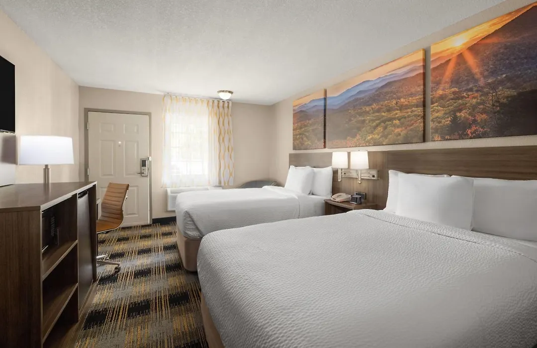 Days Inn By Wyndham Canton-1