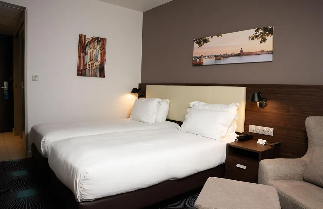OSKO Hôtel Toulouse Aéroport-1