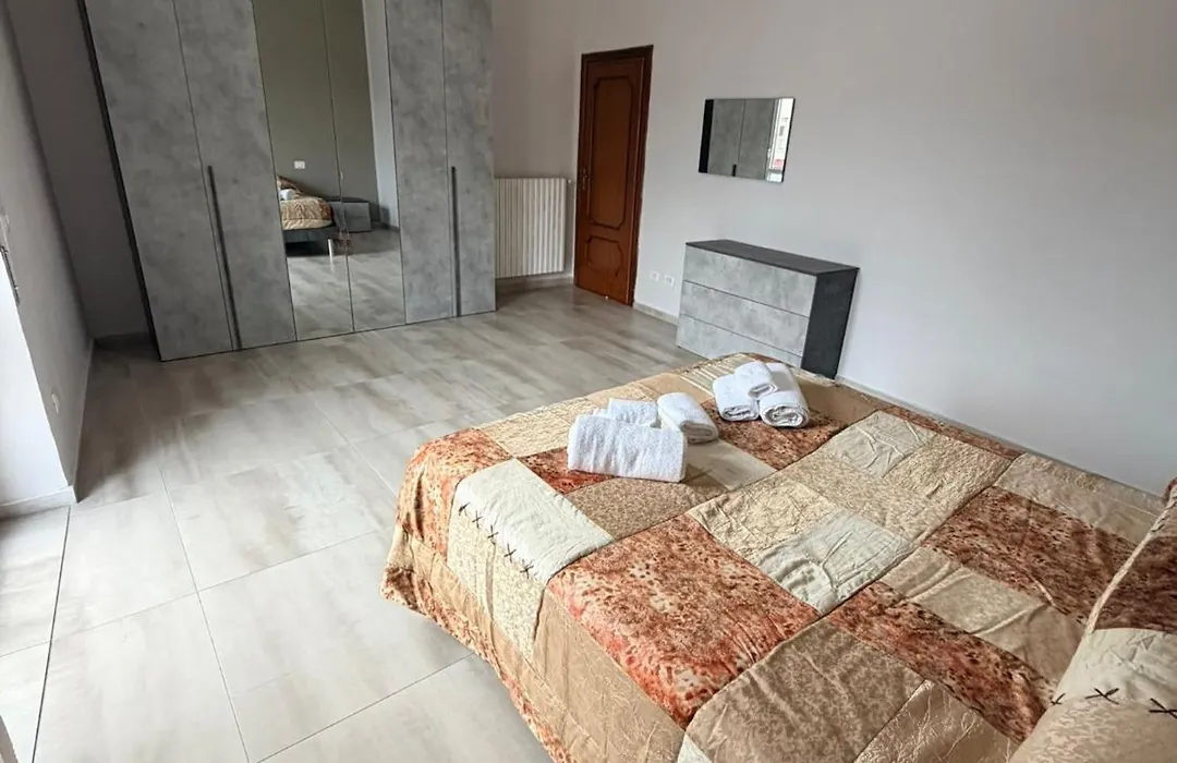 Station'S Room-1