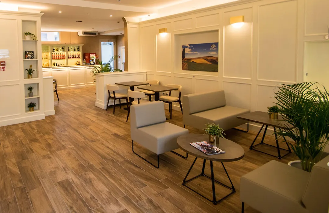 Hotel Perlage Florence -With Private Parking & Fast Wifi-1