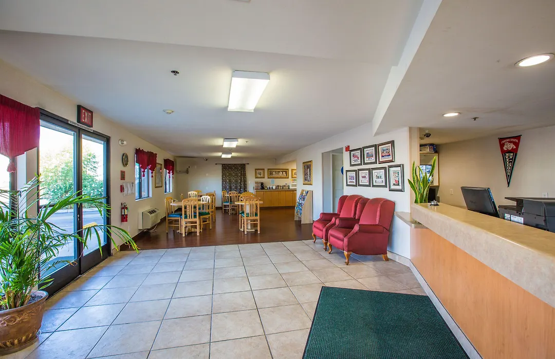 University Inn Fresno-1