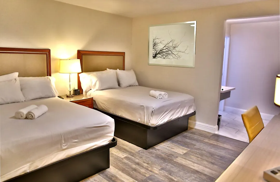 Travelodge By Wyndham Crescent City-1