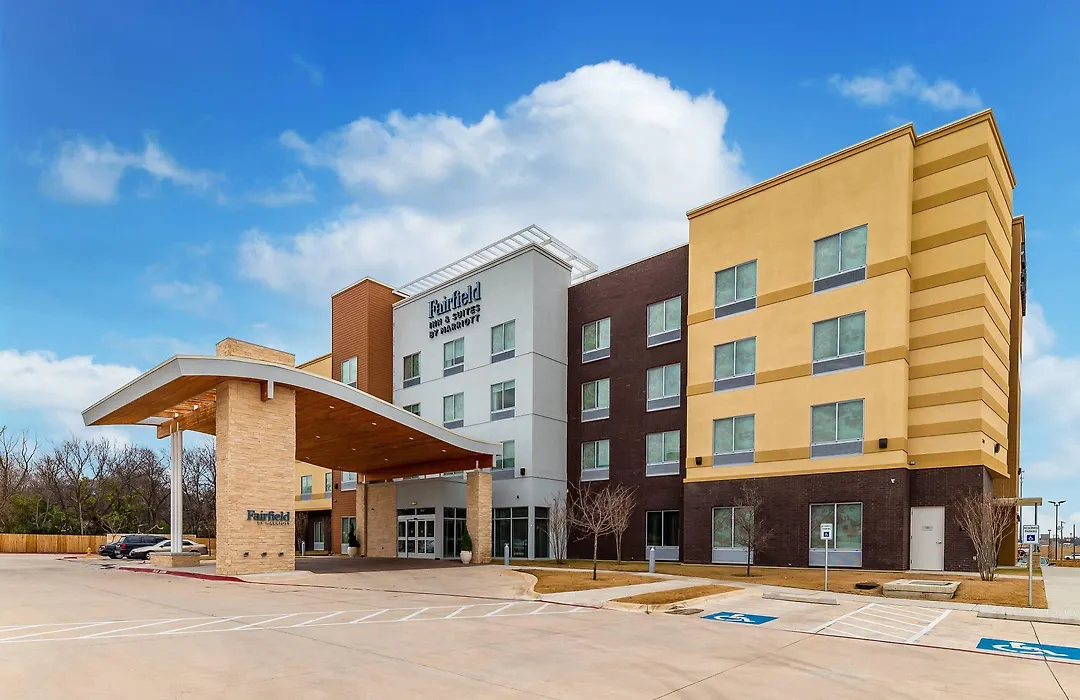 Fairfield Inn & Suites By Marriott Gainesville I-35-1