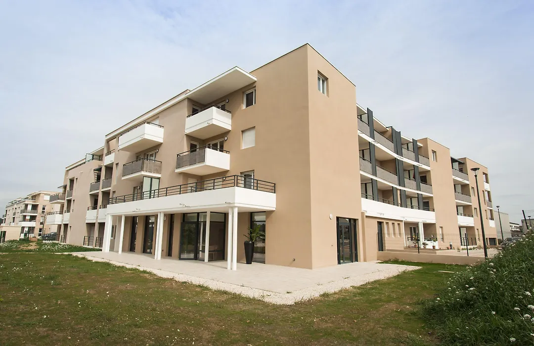 Zenao Appart'hotel Villeneuve les Avignon-1