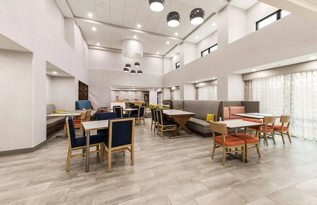 Hampton Inn & Suites Benton Harbor, Mi-1