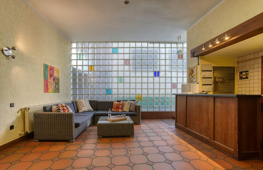 FF&E Hotel Carlton-1