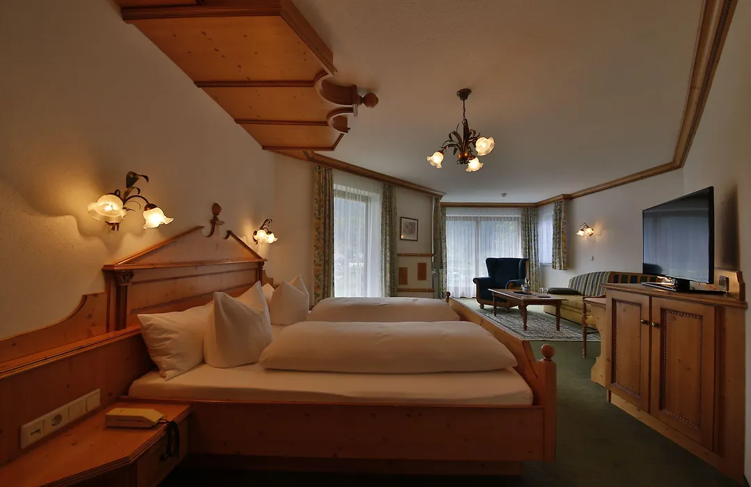 Romantik Resort&SPA Der Laterndl Hof-1