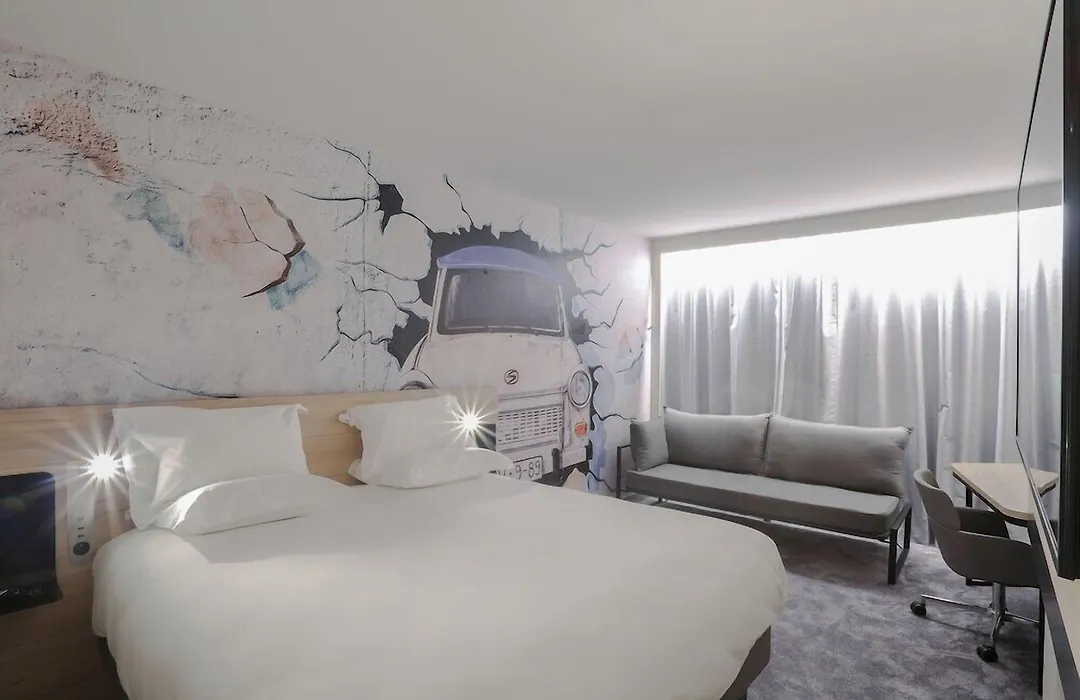 Arena Hotel La Defense-1