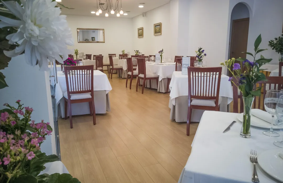 Hotel Abadi-1