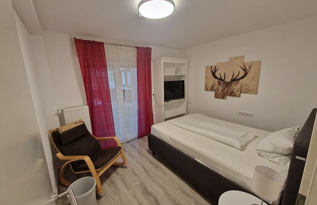 Hotel Platzhirsch-1