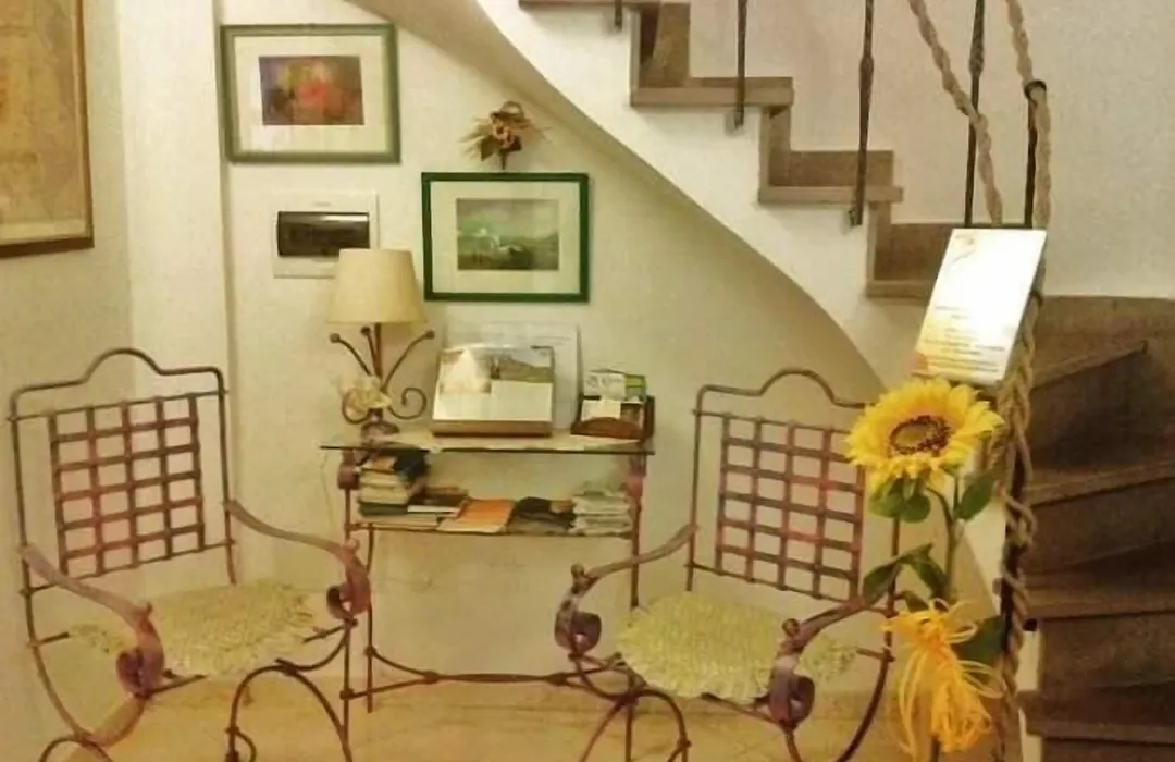 Bed & Breakfast Alla Loggetta-1