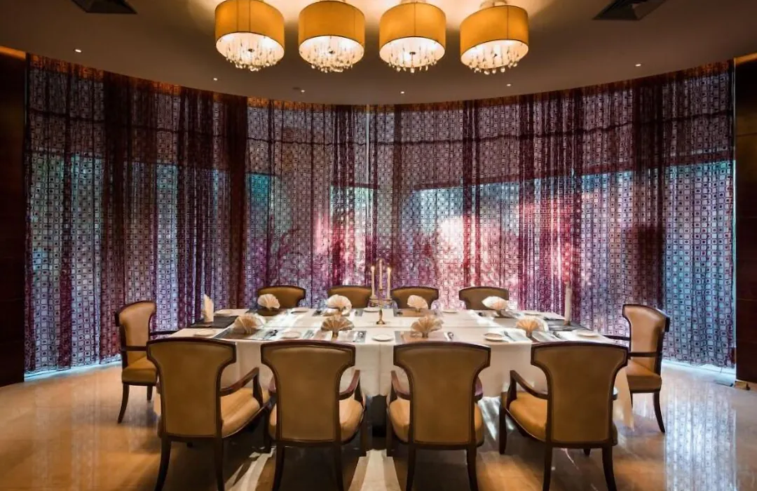 Century Kingdom Hotel-1