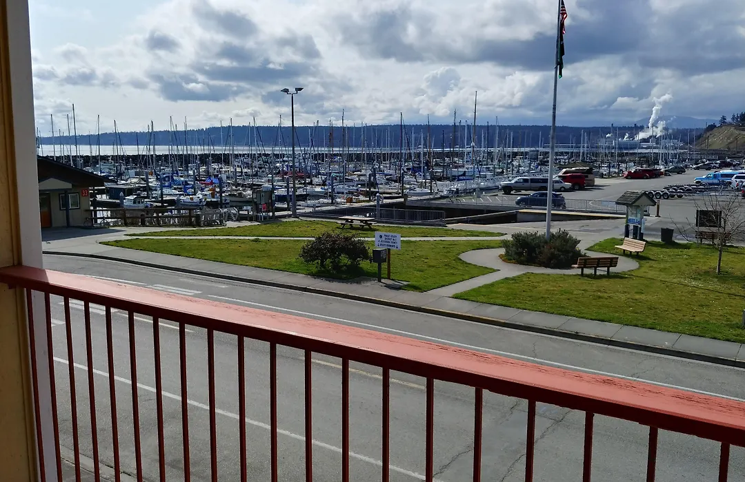 Harborside Inn-1