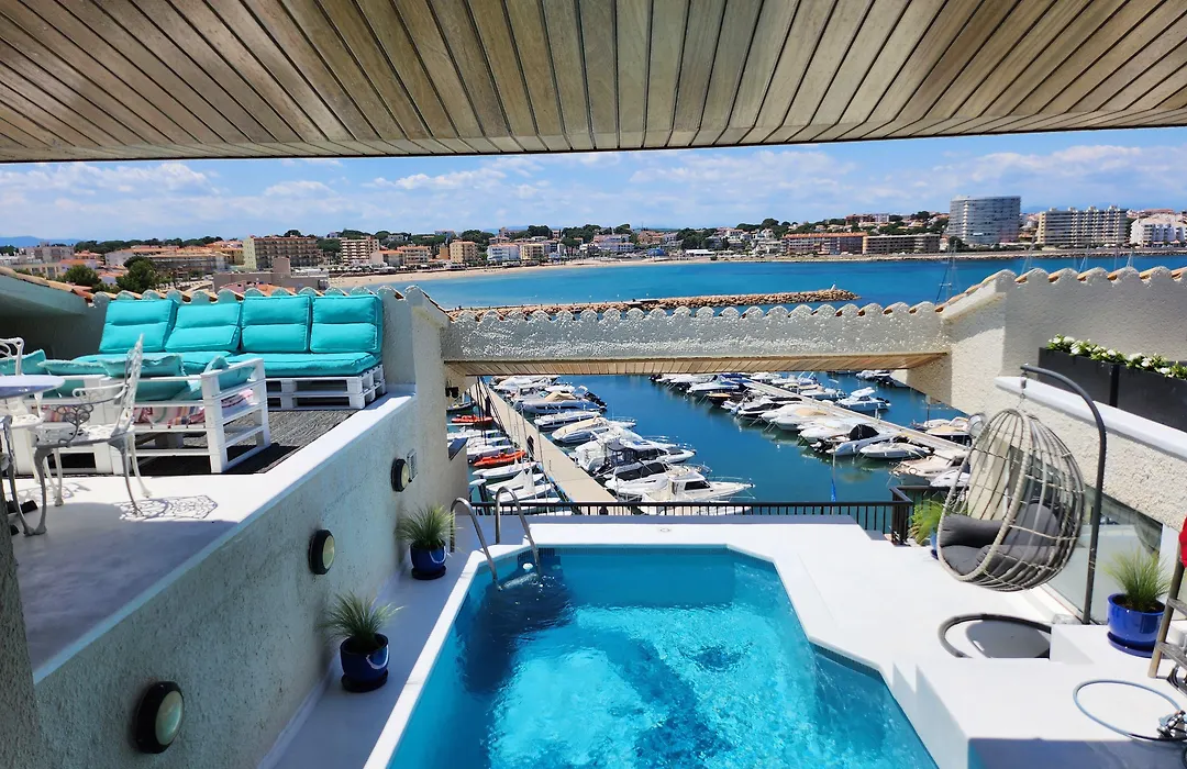 Solo Atico Guest Suites-1