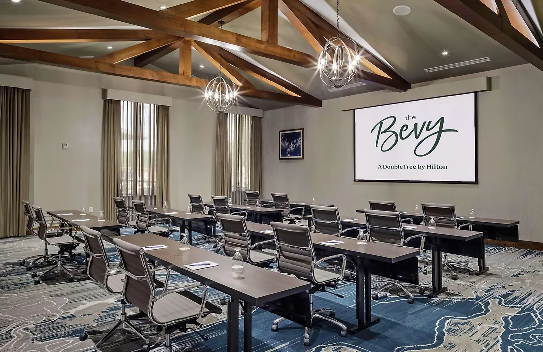 The Bevy Hotel Boerne, A Doubletree By Hilton-1