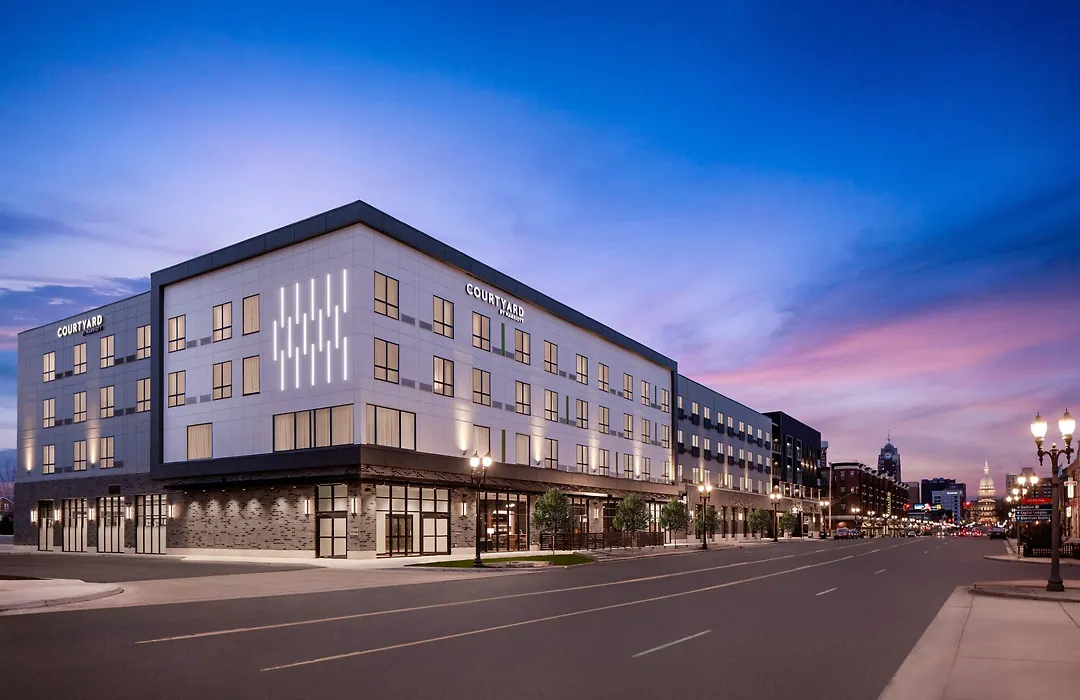 Courtyard By Marriott Lansing Downtown-1