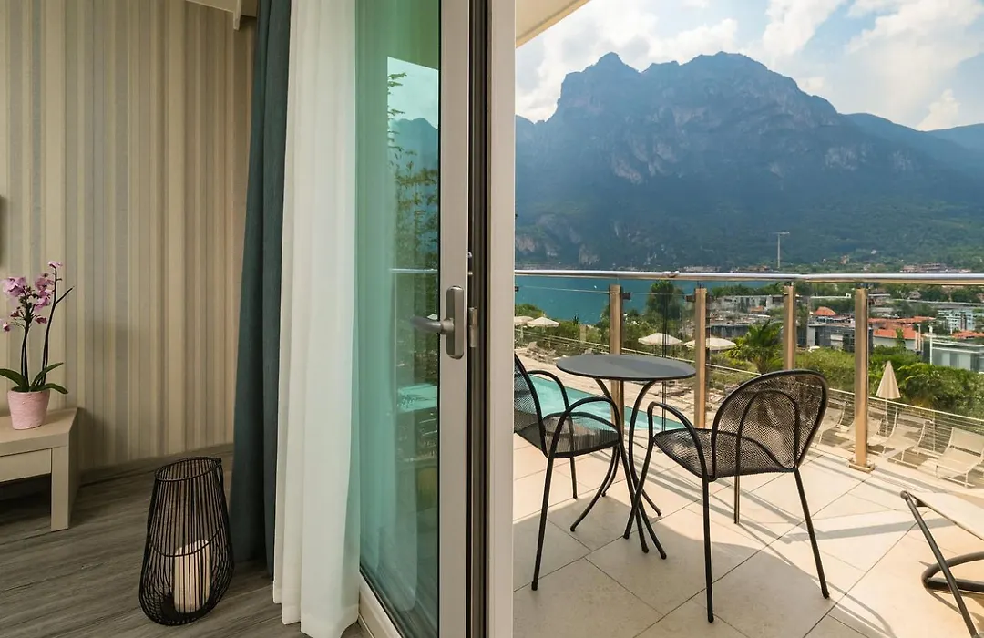 Hotel Benacus Panoramic-1