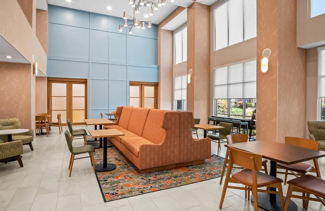 Hampton Inn And Suites Waxahachie-1