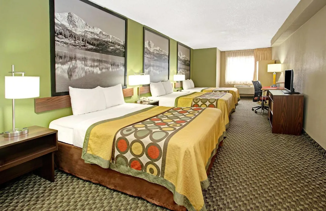 Super 8 By Wyndham Wheat Ridge/Denver West-1