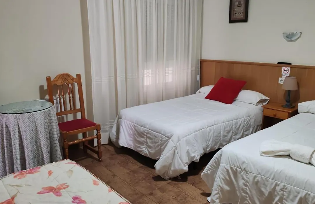 Hostal Ponte Dos Santos-1