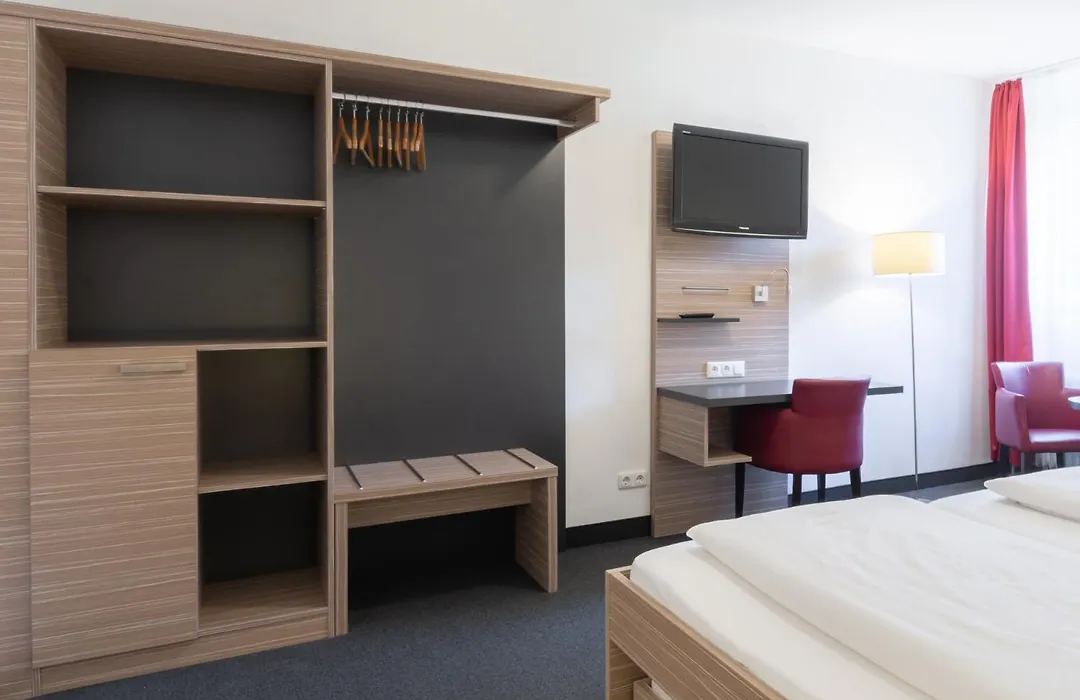 Hotel Sonnenhof Pleinfeld-1
