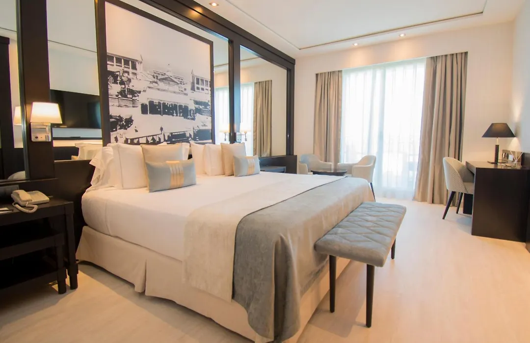 Las Arenas Balneario Resort-1