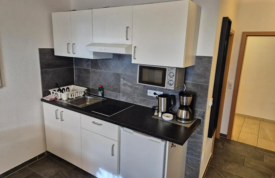 Hotel Am Kamin - Modern Appartements - Free Wifi - Parking-1