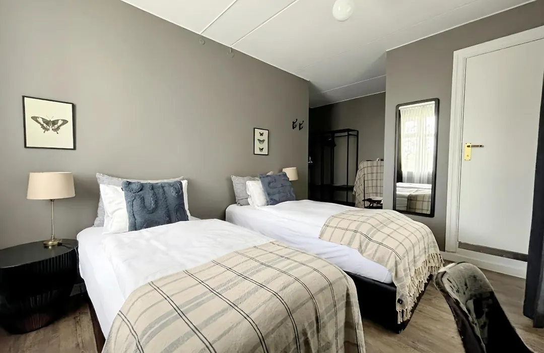 Hotel Leifur Eiriksson-1