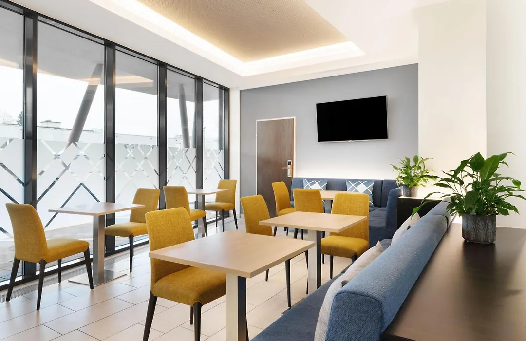 Four Points Flex By Sheraton Salzburg Messe-1