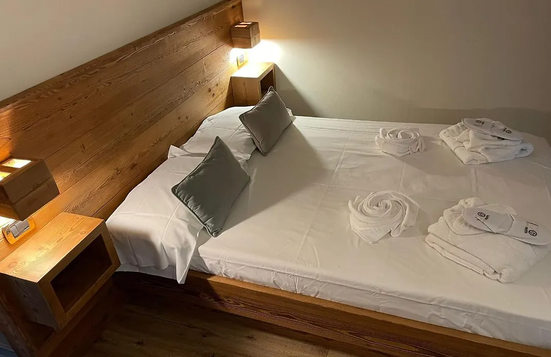 Hotel Cristallo-1