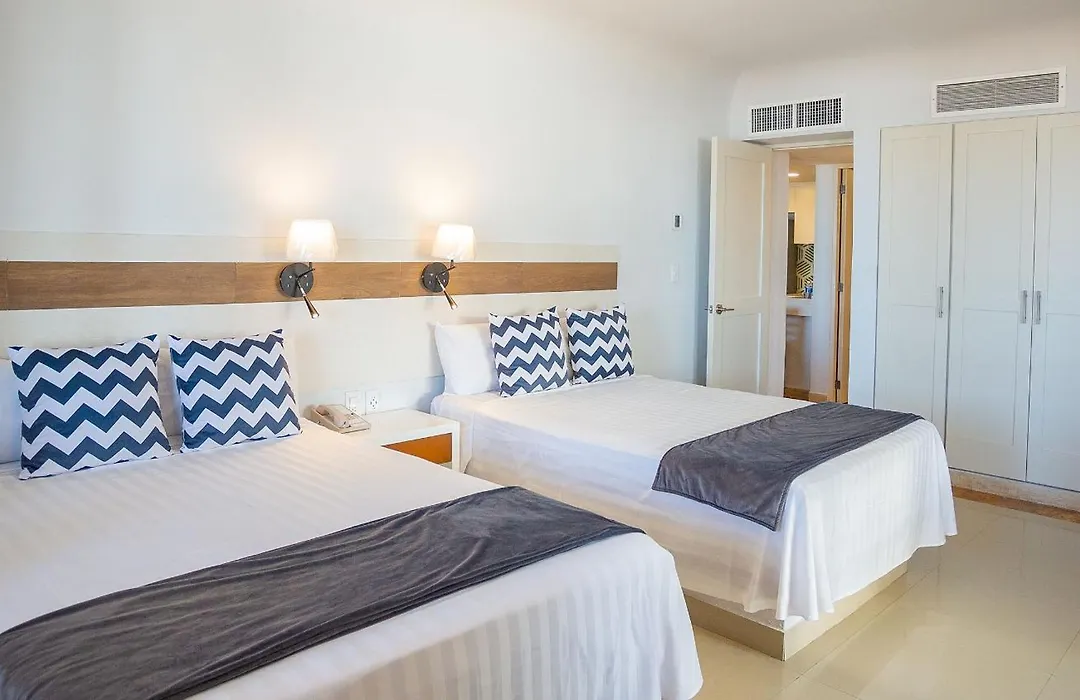 Luna Palace-1
