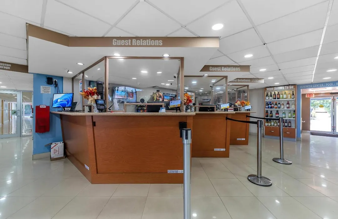 Rodeway Inn & Suites Fort Lauderdale Airport & Cruise Port-1