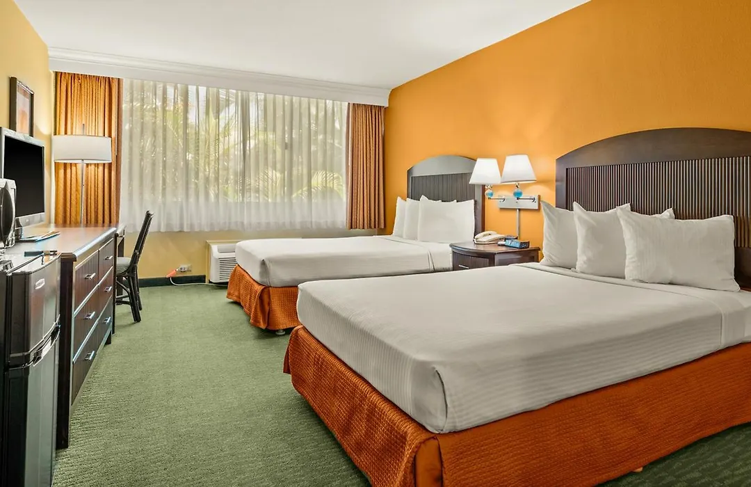 Airport Honolulu Hotel, Trademark Collection By Wyndham-1