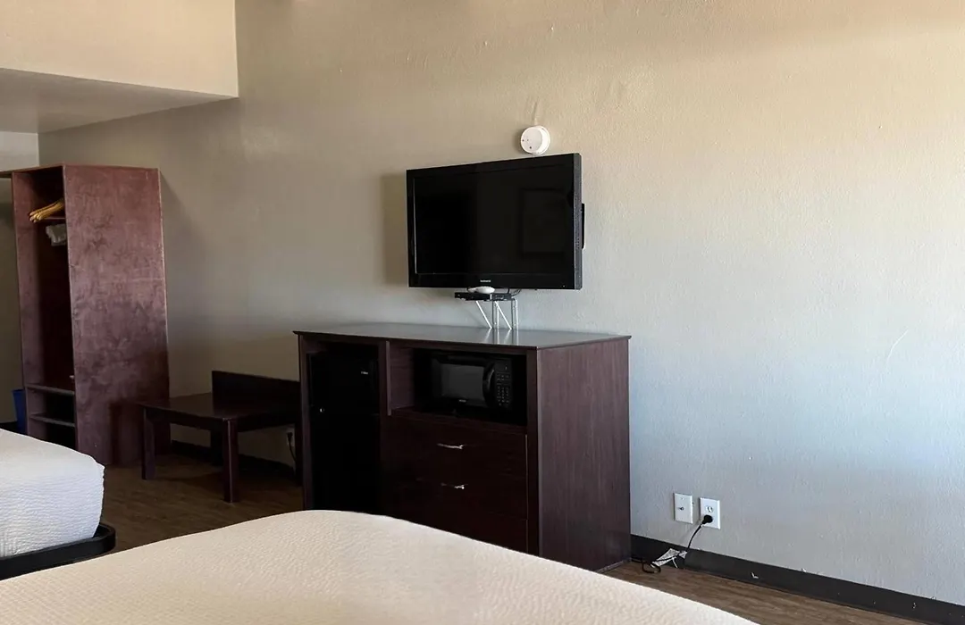 Travelodge By Wyndham Lakeland-1