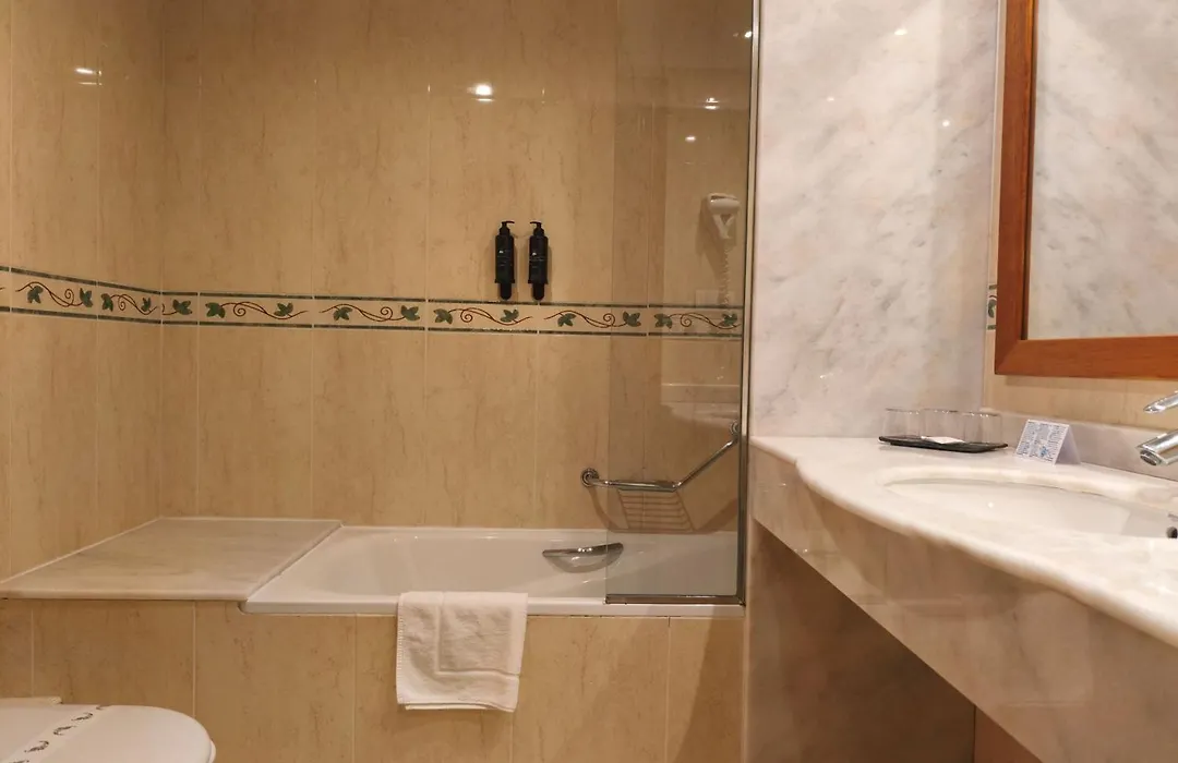 Hotel Saurat-1