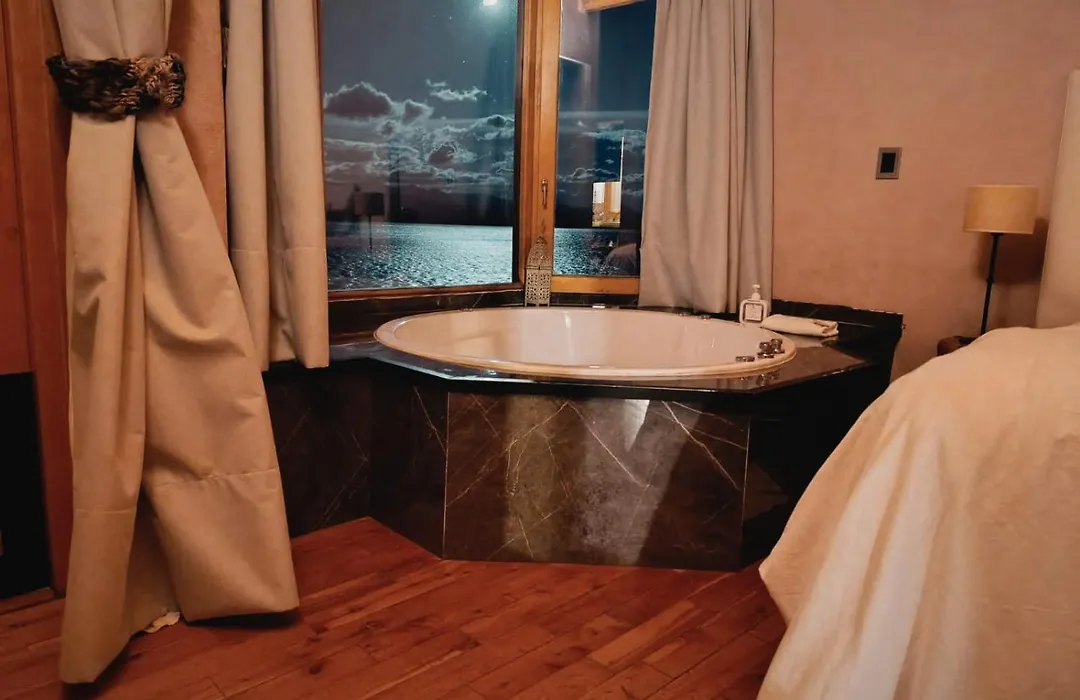 Lirolay Suites - Apart Hotel-1