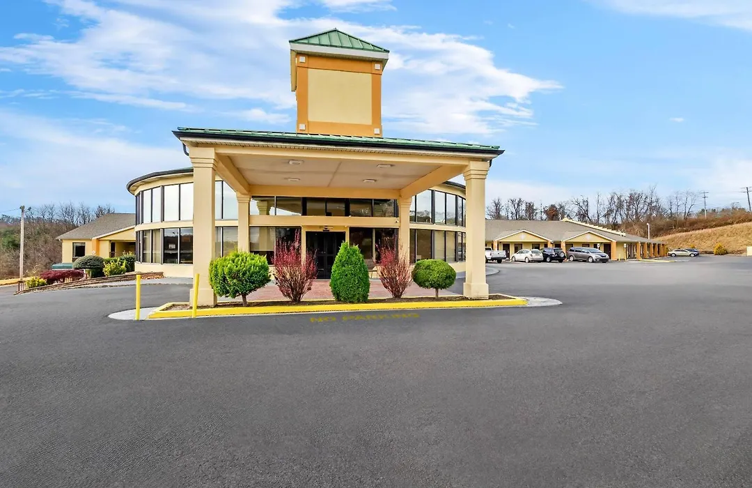 Quality Inn Hillsville-1