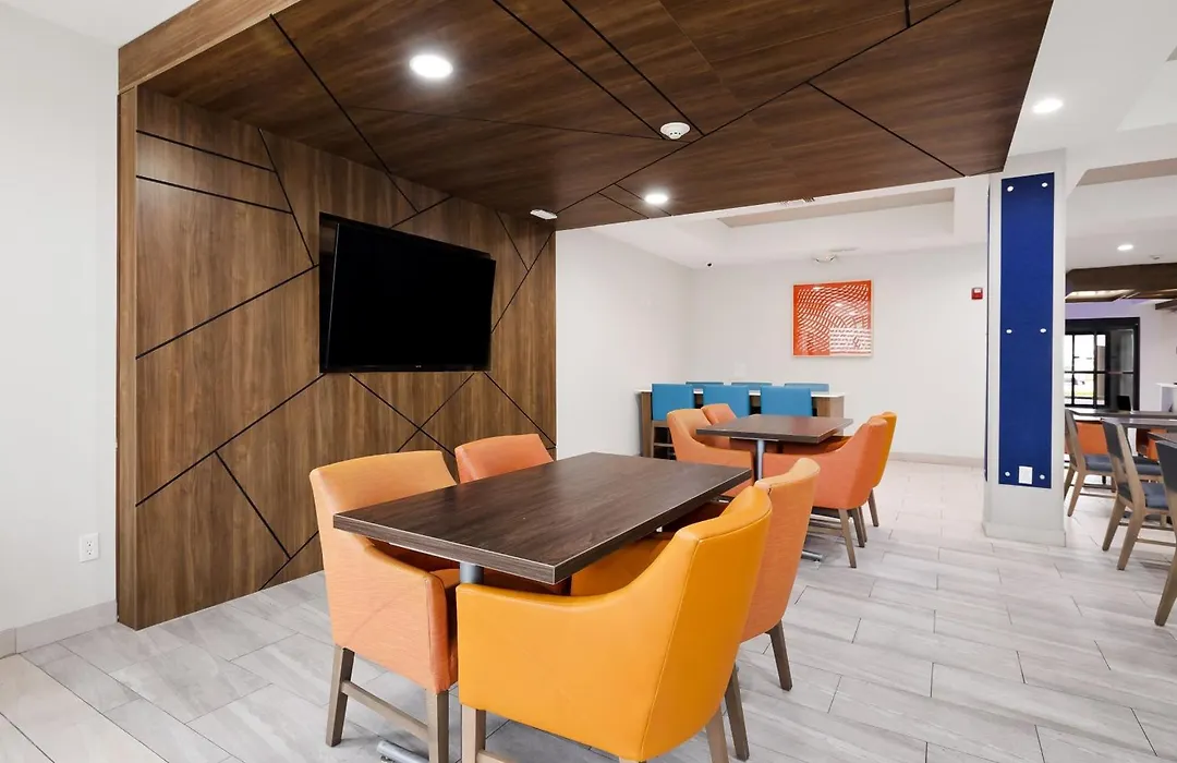 Holiday Inn Express Hotel And Suites Kingsville By Ihg-1