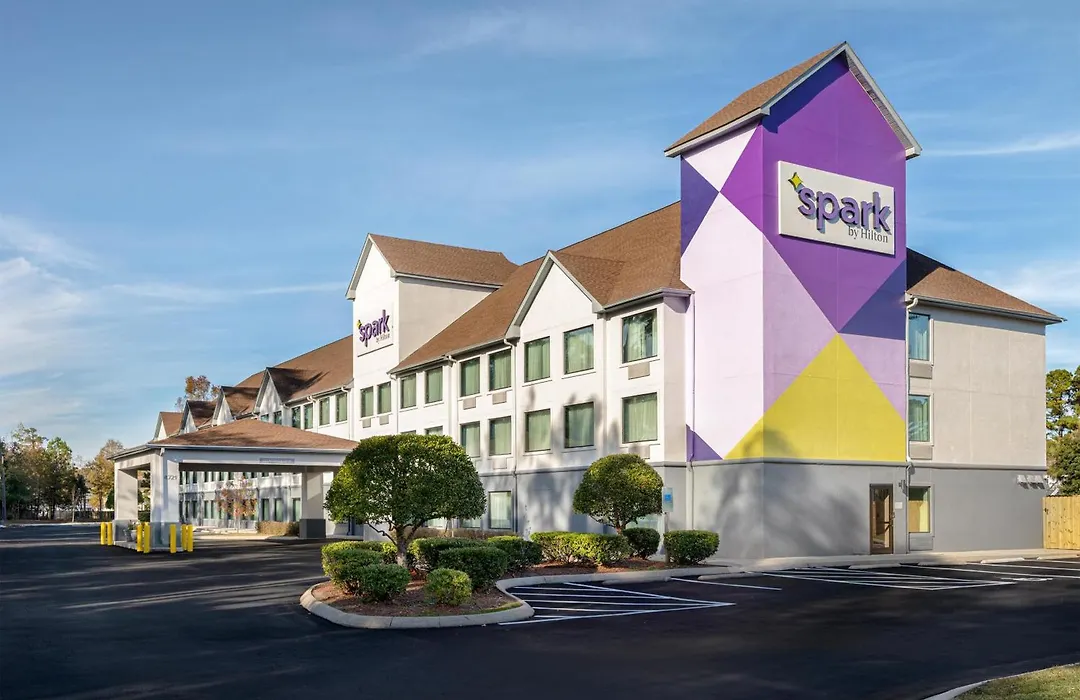 Spark By Hilton Wilmington-1