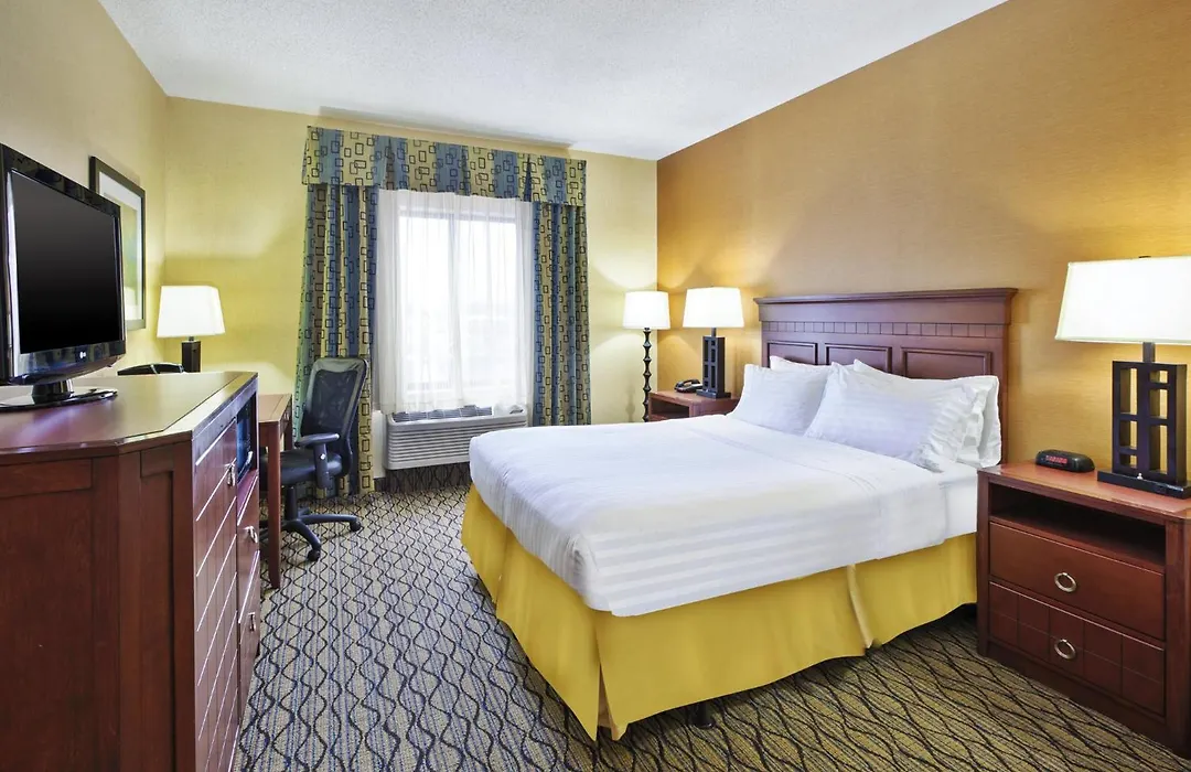 Holiday Inn Express Hotel & Suites - Belleville Area By Ihg-1