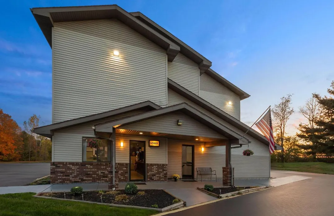 Super 8 By Wyndham Kent/Akron Area-1