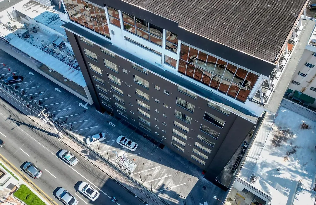 Weston Suites Hotel-1