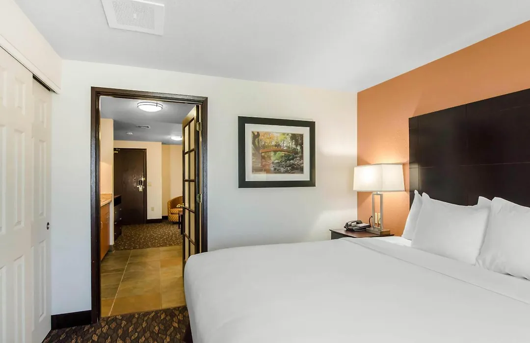 Comfort Inn & Suites Ashland-1
